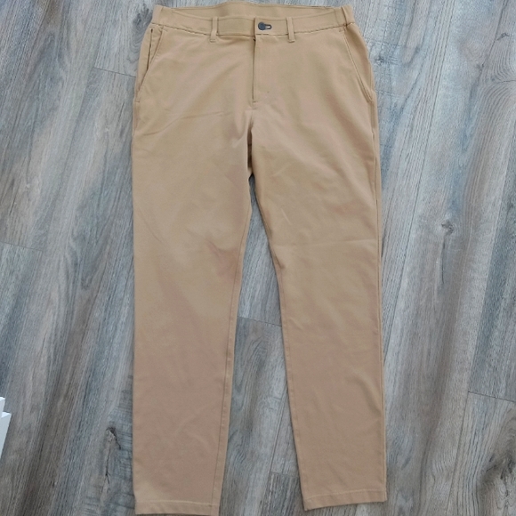 Public Rec 33 x 32 ' All Day Every Day ' travel pant cycling commuting work tan - Picture 1 of 9